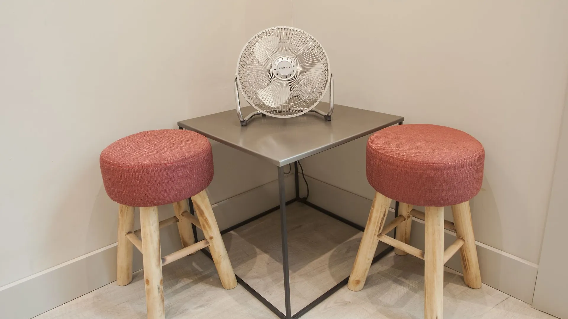 Malaga Stop Hostel